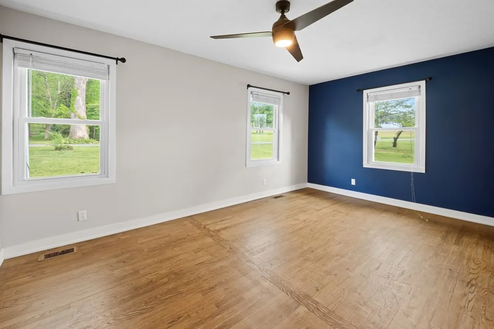 1243 Sycamore Street Young Harris, GA 30582