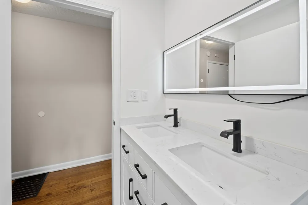 1243 Sycamore Street Young Harris, GA 30582