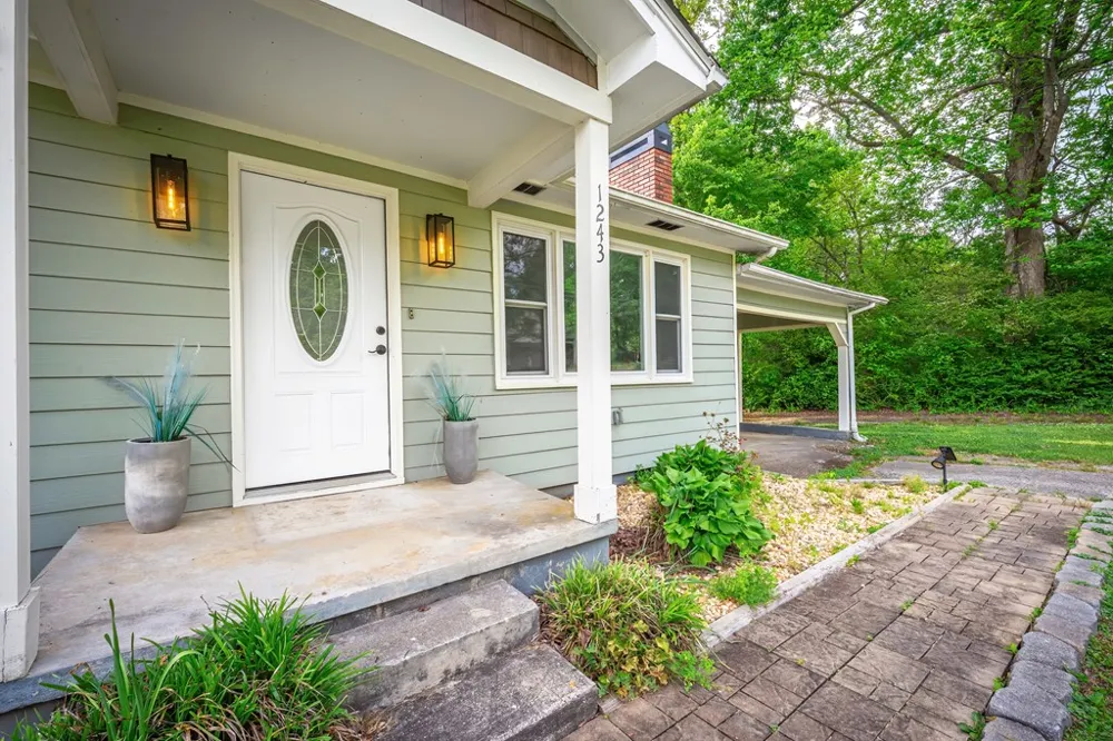 1243 Sycamore Street Young Harris, GA 30582