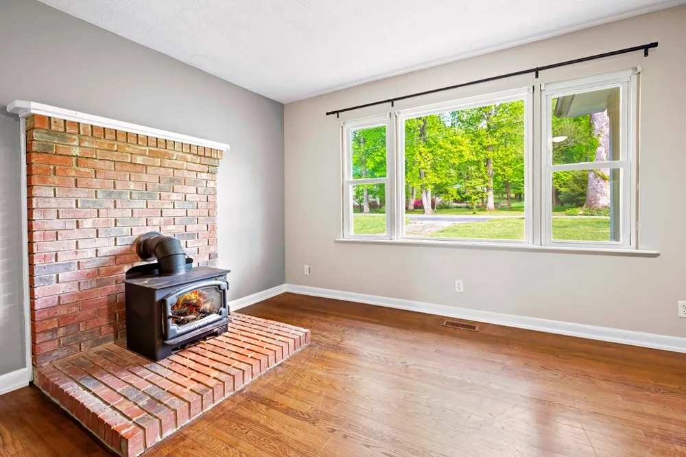 1243 Sycamore Street Young Harris, GA 30582