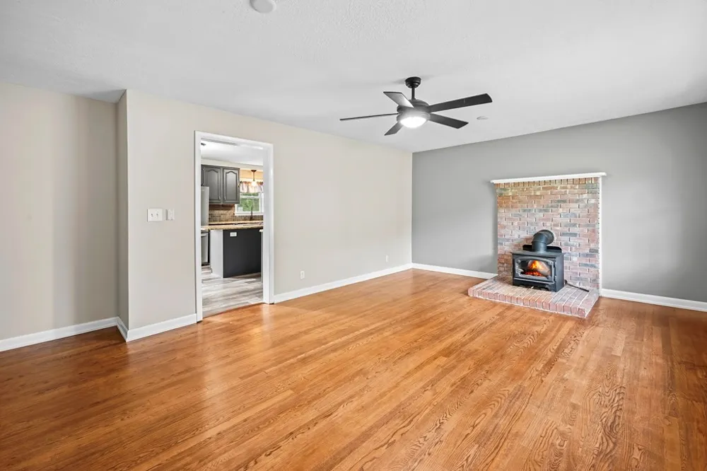 1243 Sycamore Street Young Harris, GA 30582
