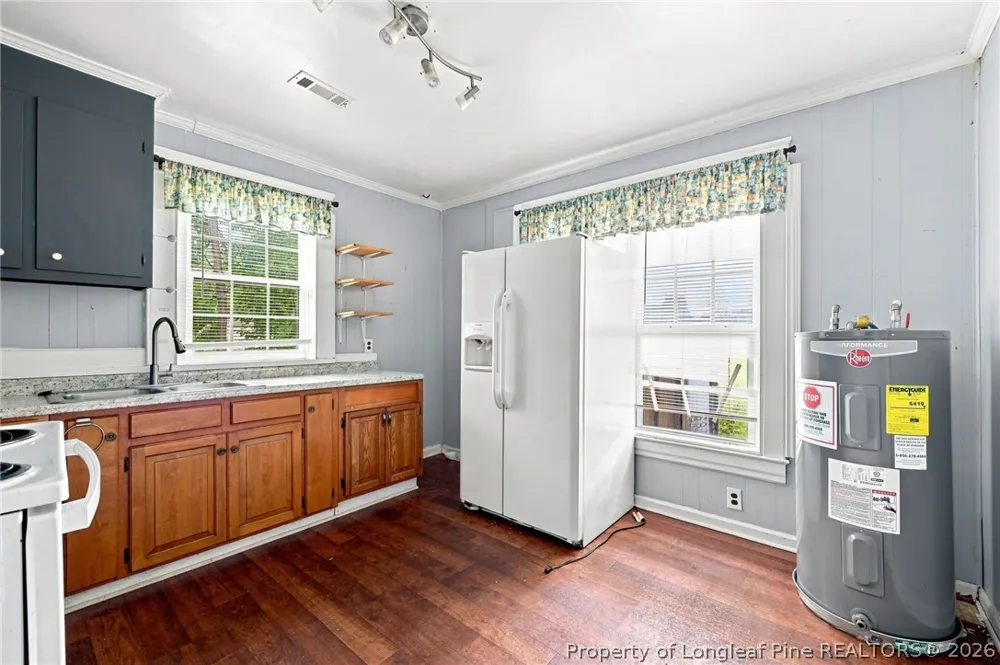 424 E Blount Street Kinston, NC 28501