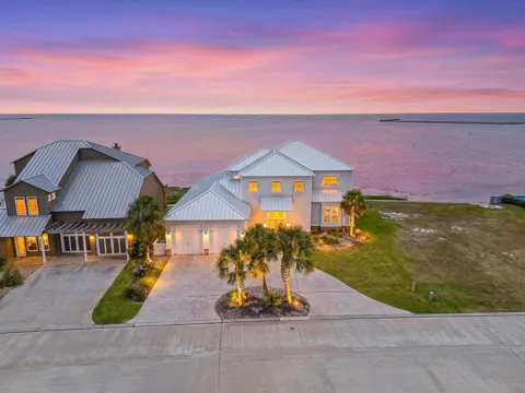 244 Reserve Ln