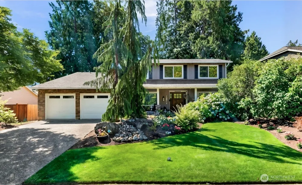 18811 SE 44th Way Issaquah, WA 98027