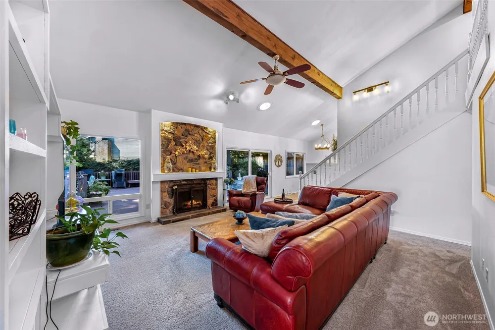 18811 SE 44th Way Issaquah, WA 98027