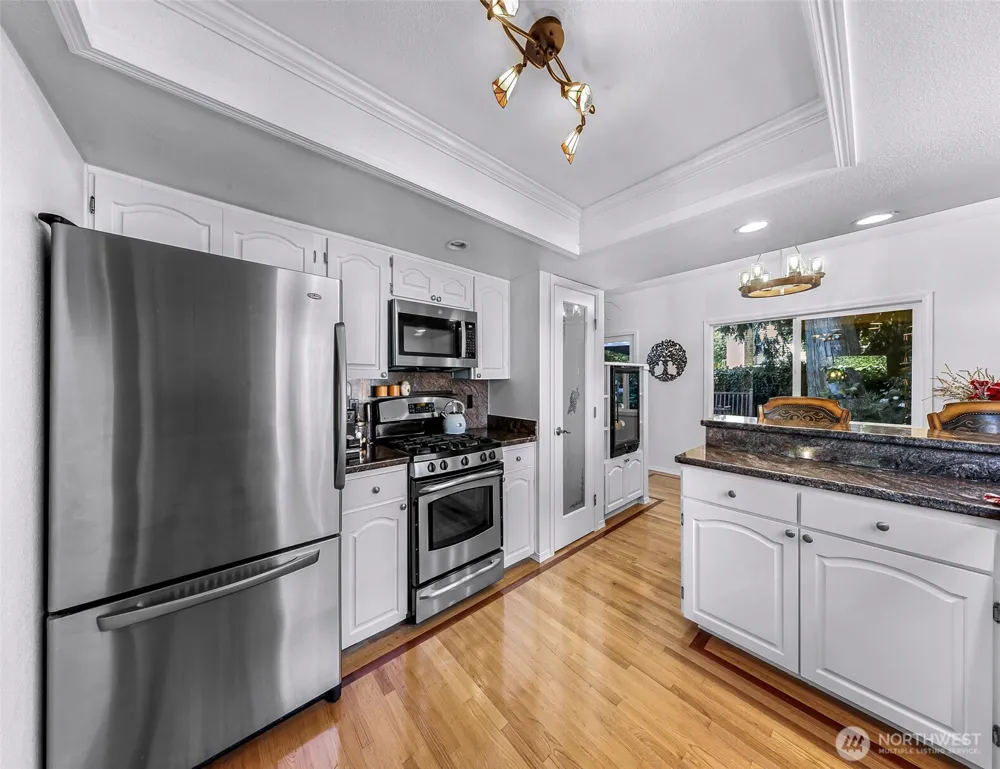 18811 SE 44th Way Issaquah, WA 98027