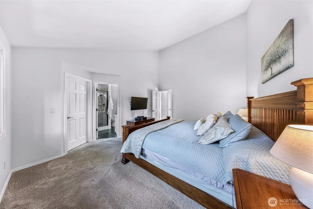 18811 SE 44th Way Issaquah, WA 98027