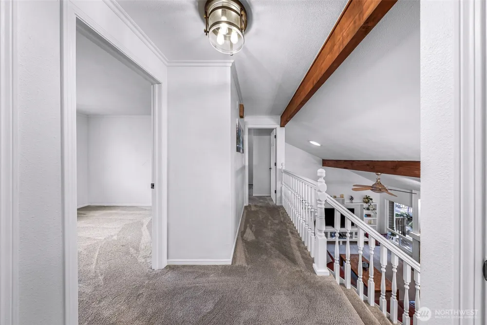 18811 SE 44th Way Issaquah, WA 98027