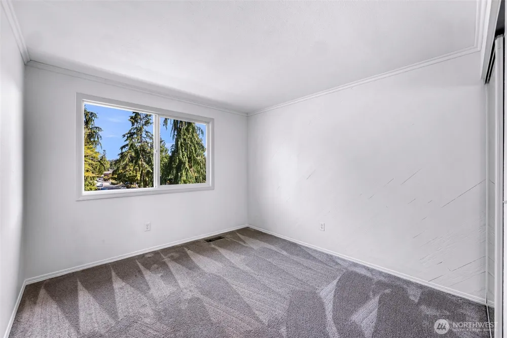 18811 SE 44th Way Issaquah, WA 98027