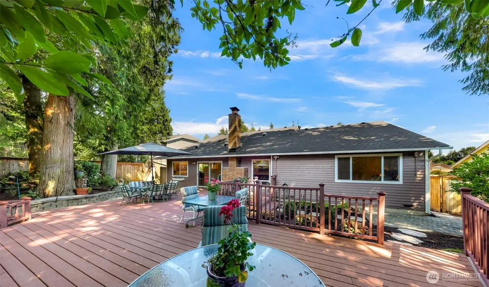 18811 SE 44th Way Issaquah, WA 98027