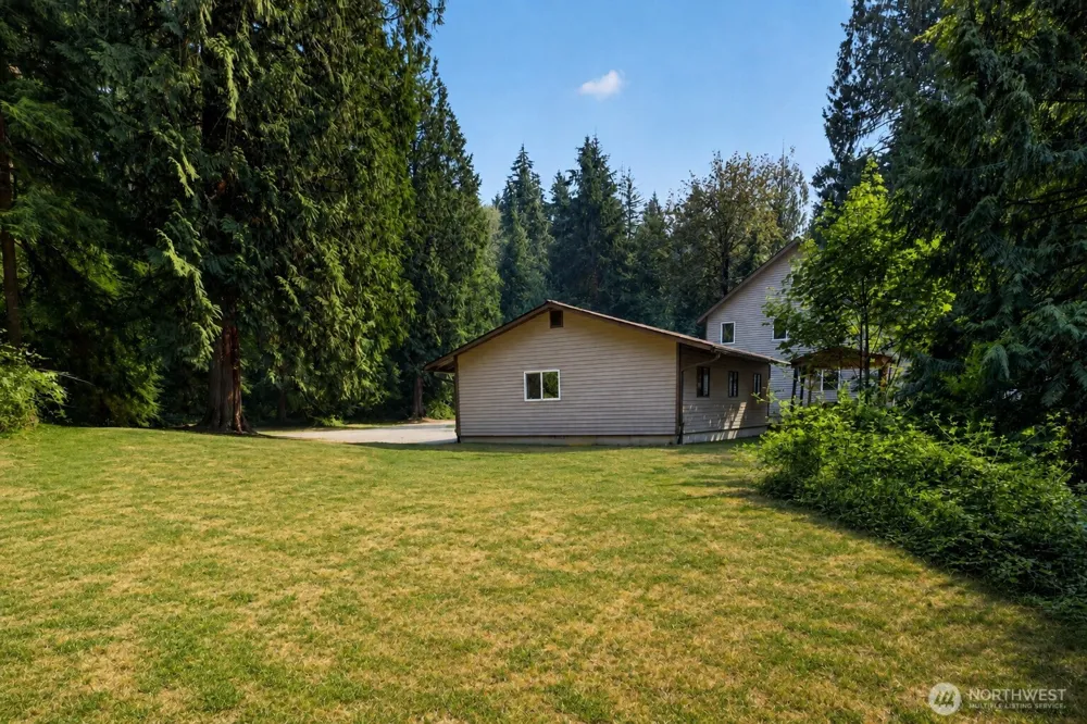 17432 Issaquah Hobart Road SE Issaquah, WA 98027
