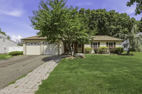 18 Snowdrift Lane