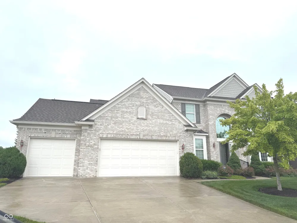 613 Hummingbird Drive Brownsburg, IN 46112