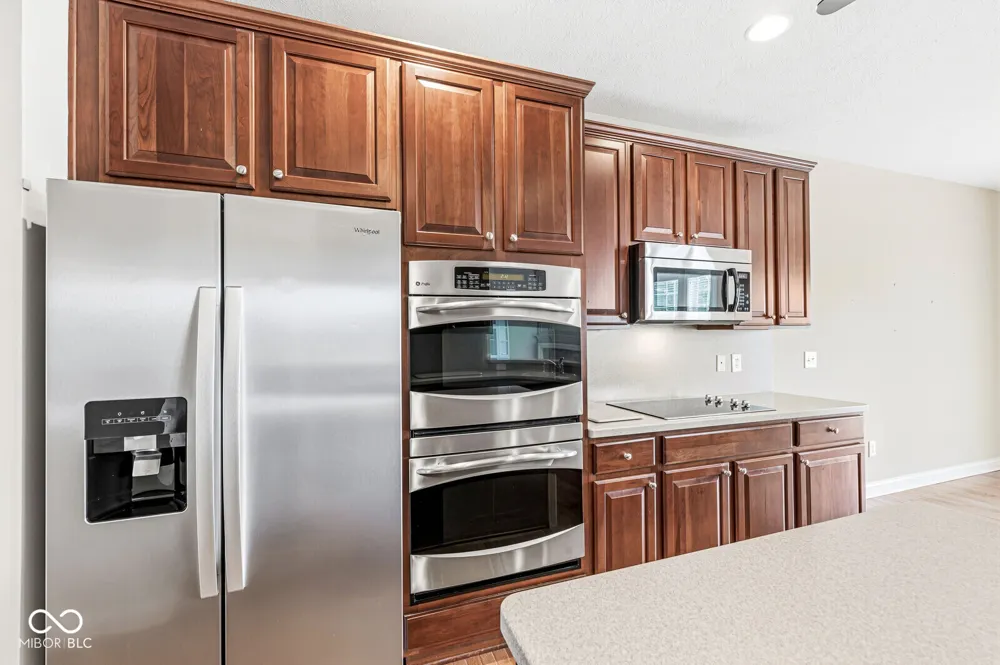 613 Hummingbird Drive Brownsburg, IN 46112