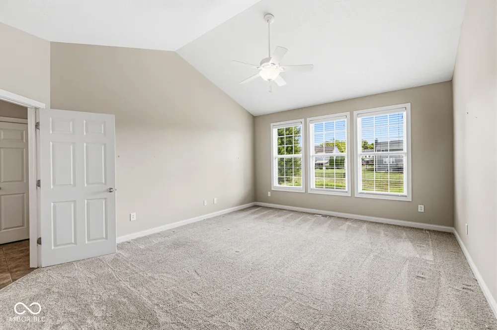 613 Hummingbird Drive Brownsburg, IN 46112