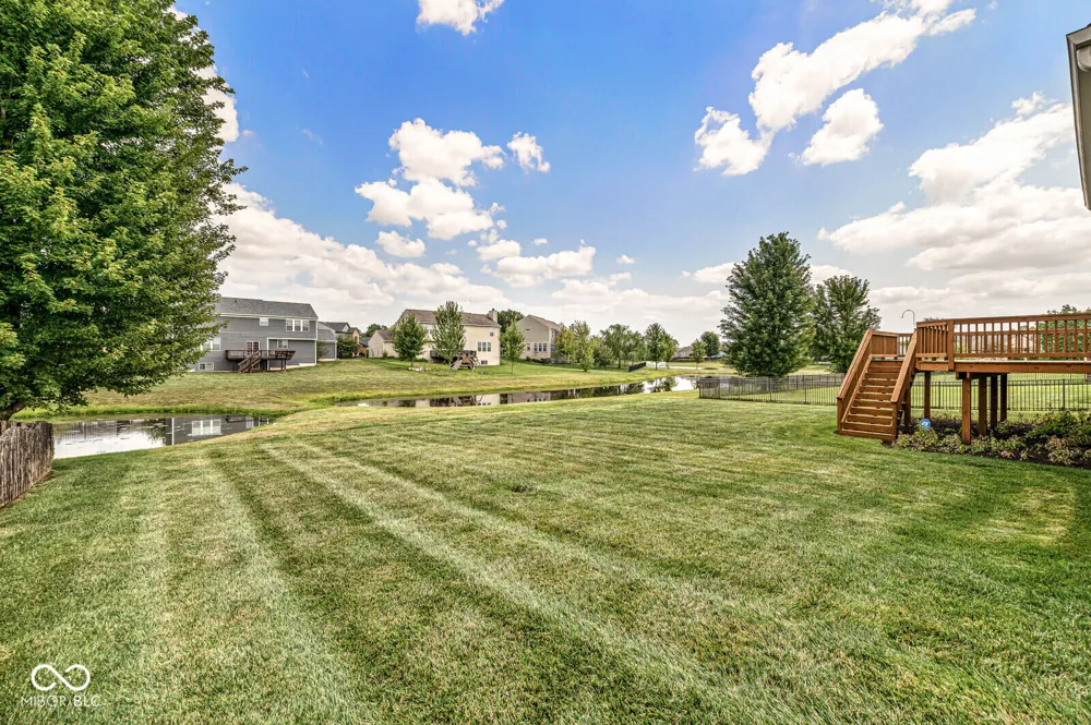 613 Hummingbird Drive Brownsburg, IN 46112