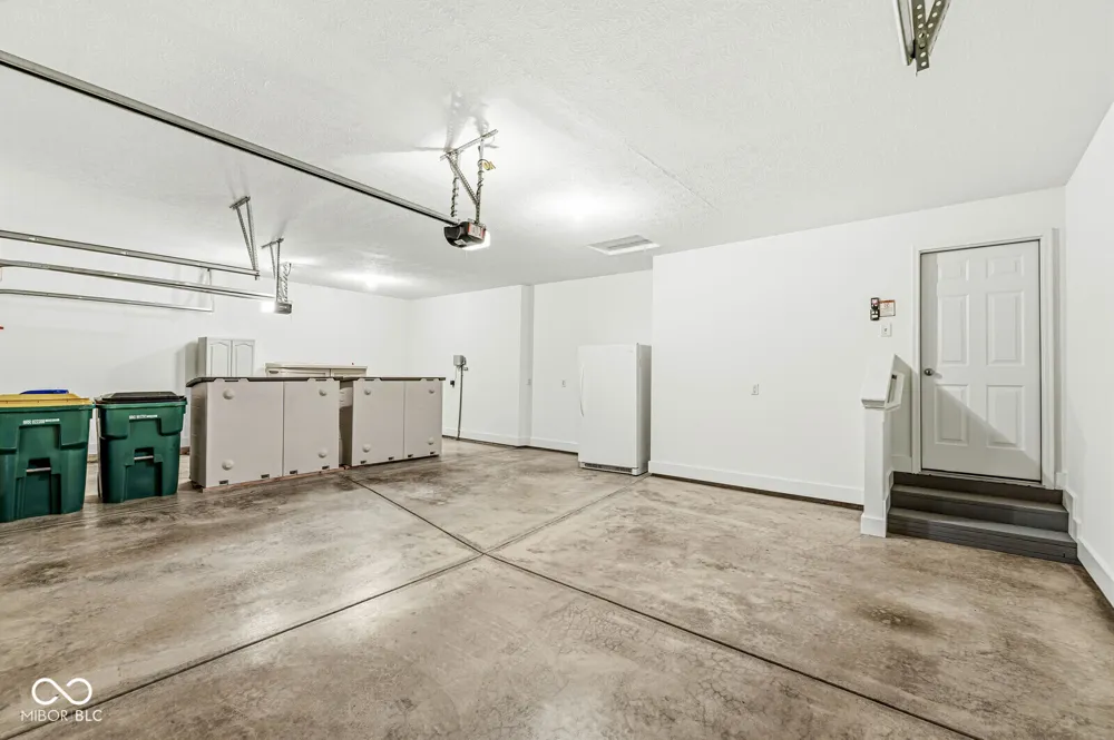 613 Hummingbird Drive Brownsburg, IN 46112
