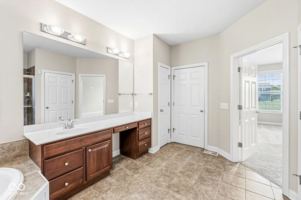 613 Hummingbird Drive Brownsburg, IN 46112