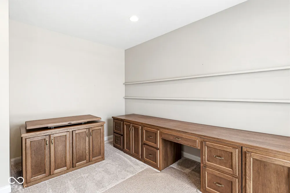 613 Hummingbird Drive Brownsburg, IN 46112