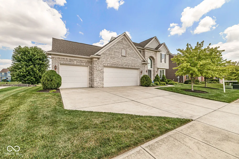 613 Hummingbird Drive Brownsburg, IN 46112