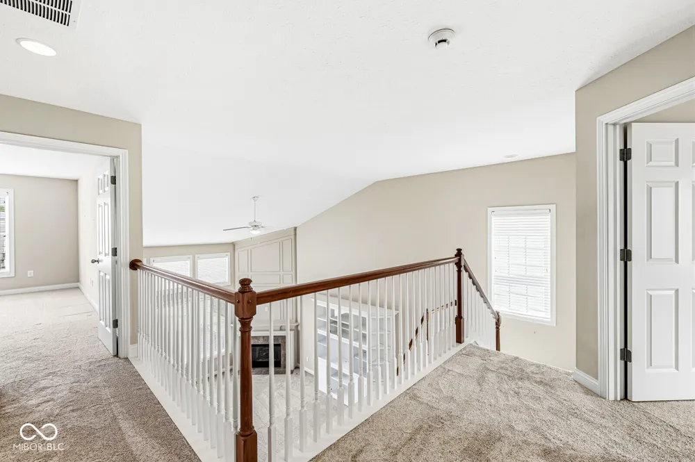 613 Hummingbird Drive Brownsburg, IN 46112
