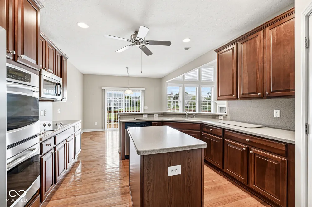 613 Hummingbird Drive Brownsburg, IN 46112
