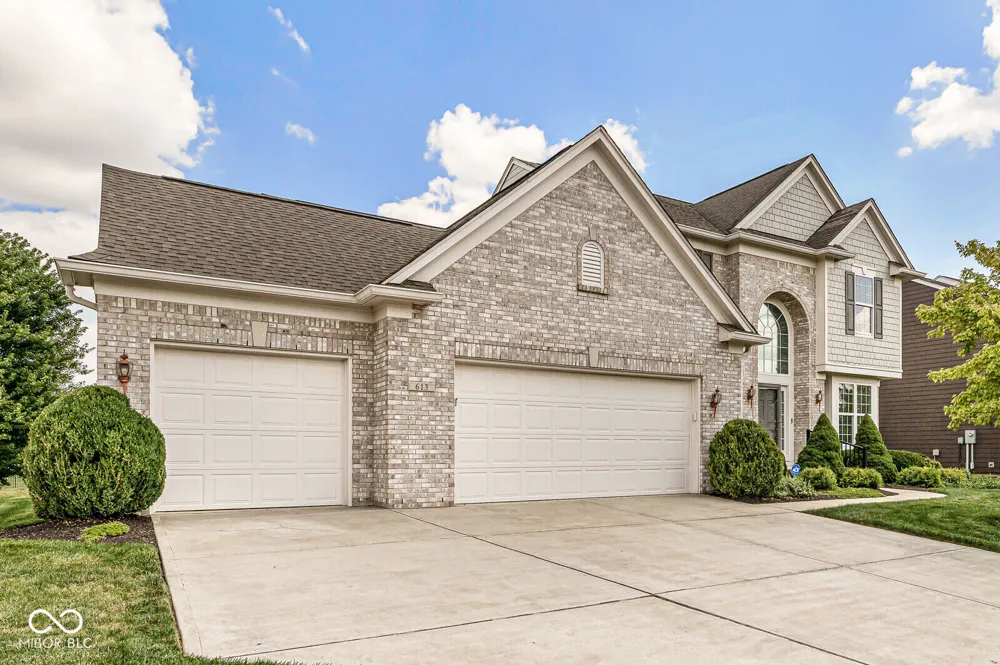 613 Hummingbird Drive Brownsburg, IN 46112