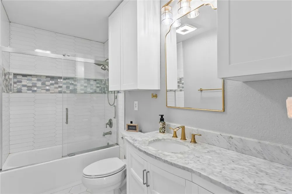 332 Elm Riviera, TX 78379
