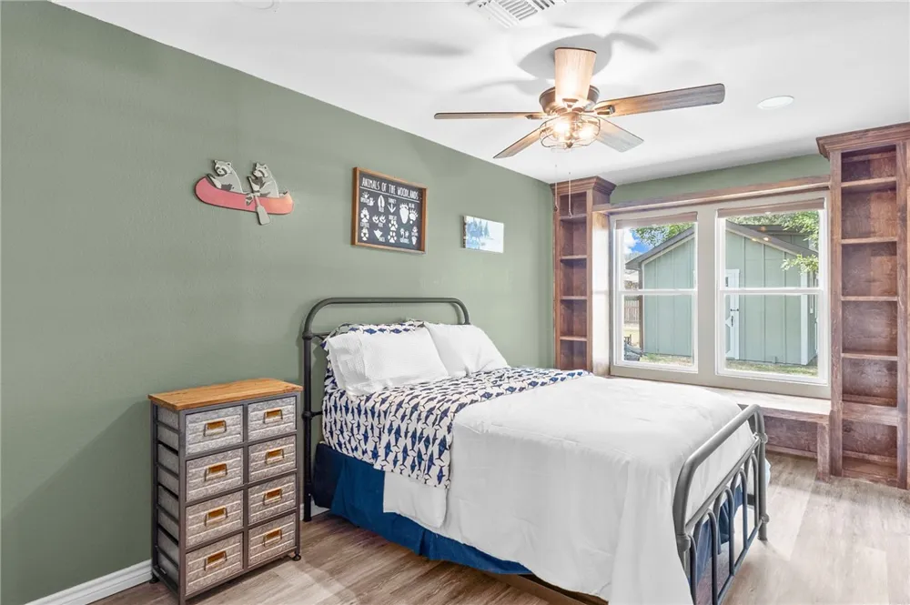 332 Elm Riviera, TX 78379