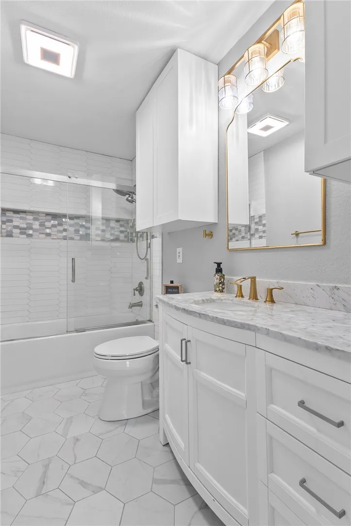 332 Elm Riviera, TX 78379