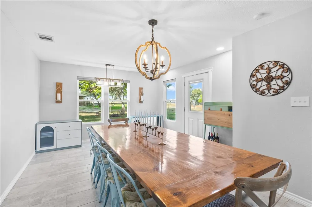 332 Elm Riviera, TX 78379