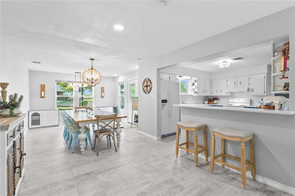 332 Elm Riviera, TX 78379
