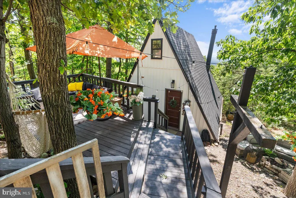 403 STAG TRAIL Winchester, VA 22602