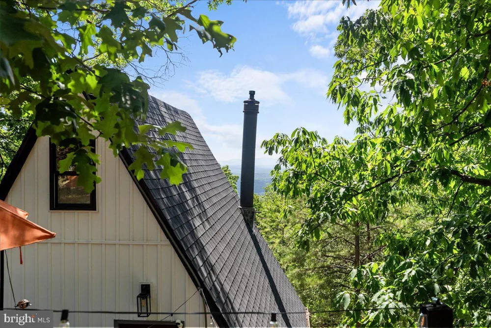 403 STAG TRAIL Winchester, VA 22602