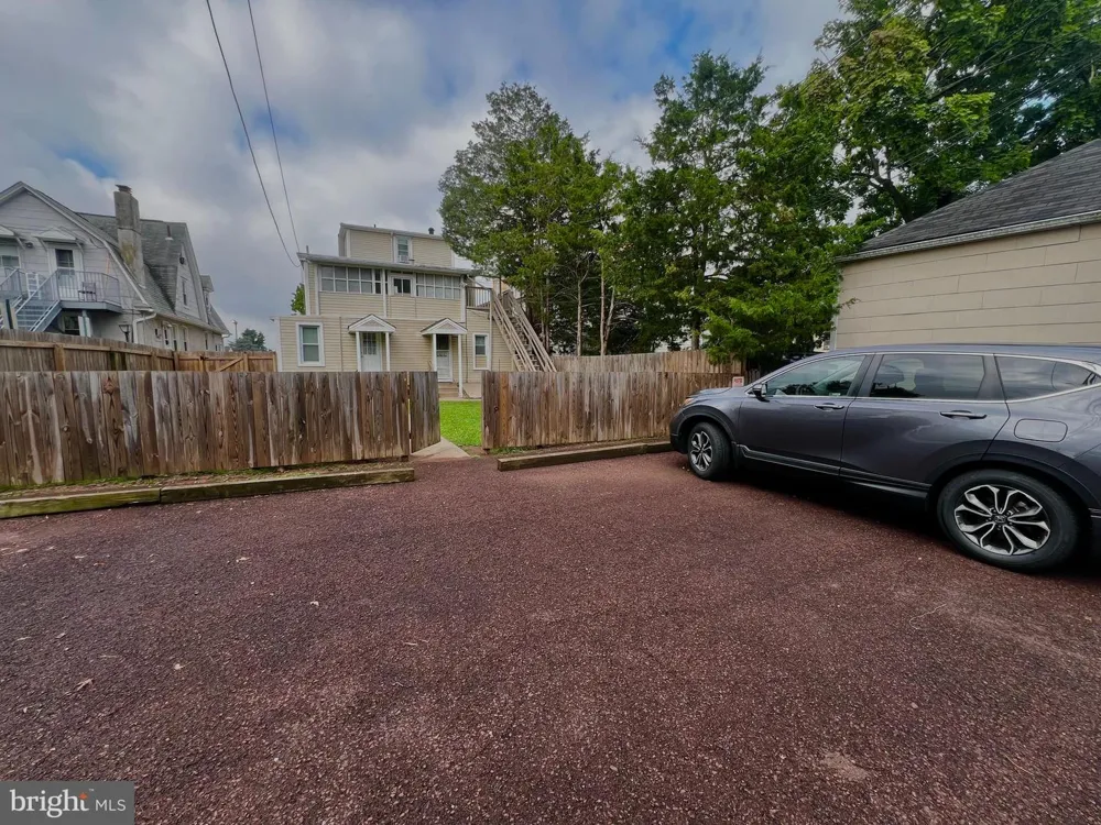 109 E MAIN STREET #2 Lansdale, PA 19446