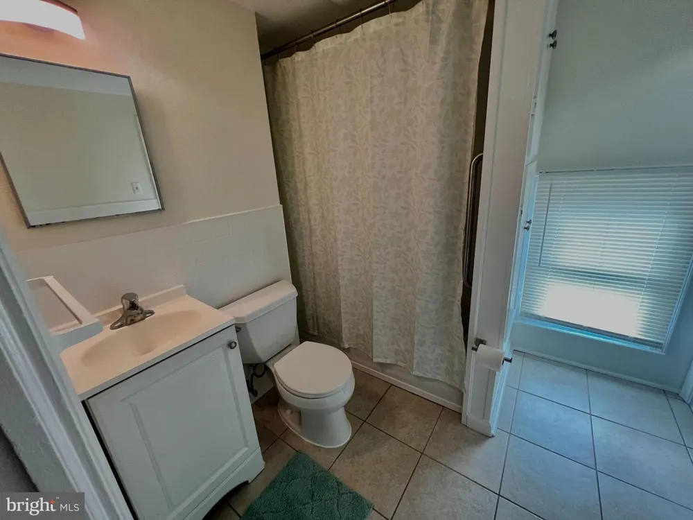 109 E MAIN STREET #2 Lansdale, PA 19446