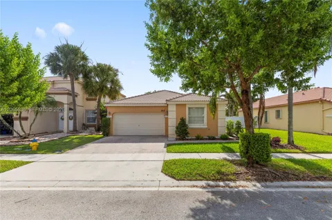 363 NW 158th Ave