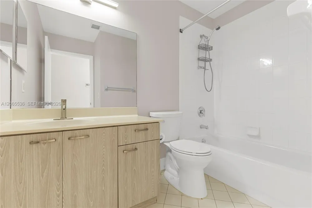 363 NW 158th Ave Pembroke Pines, FL 33028