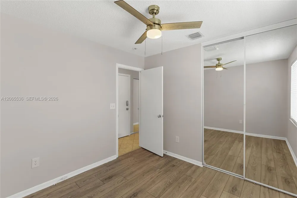 363 NW 158th Ave Pembroke Pines, FL 33028