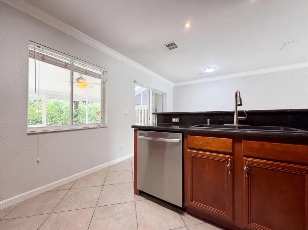 1480 47th Deerfield Beach, FL 33442