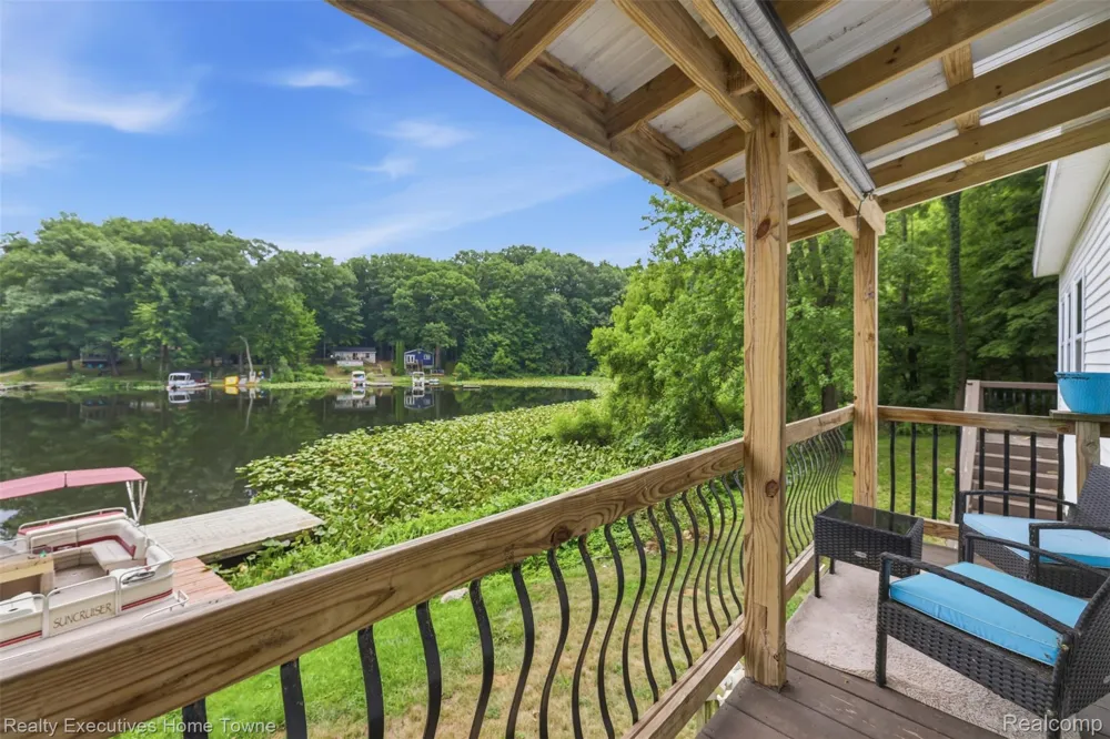 2665 Geneva Lake Drive Wayland Township, MI 49344