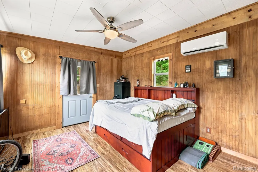 2665 Geneva Lake Drive Wayland Township, MI 49344