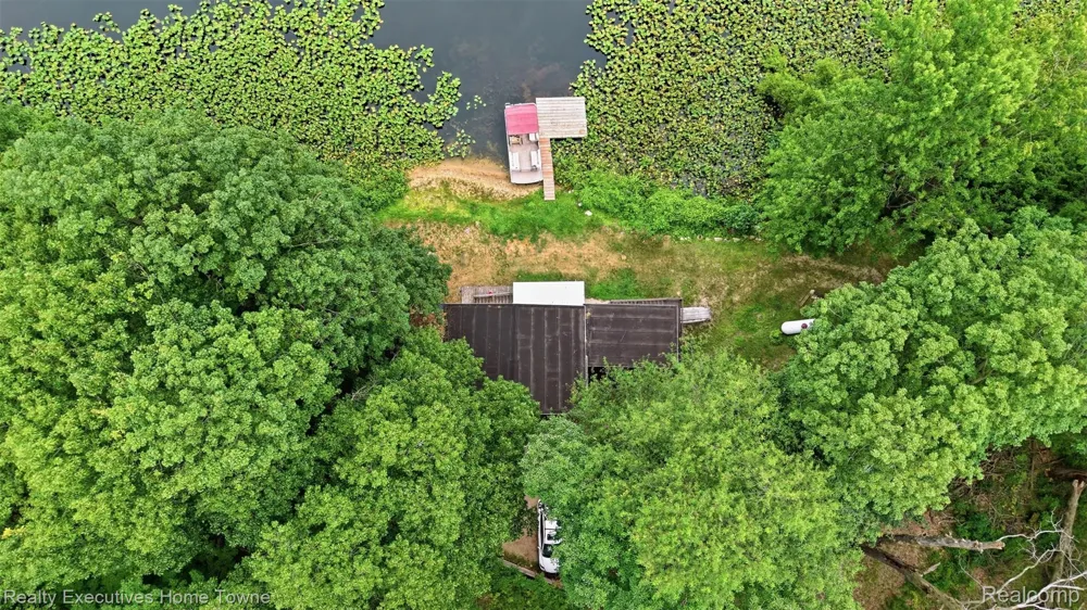 2665 Geneva Lake Drive Wayland Township, MI 49344