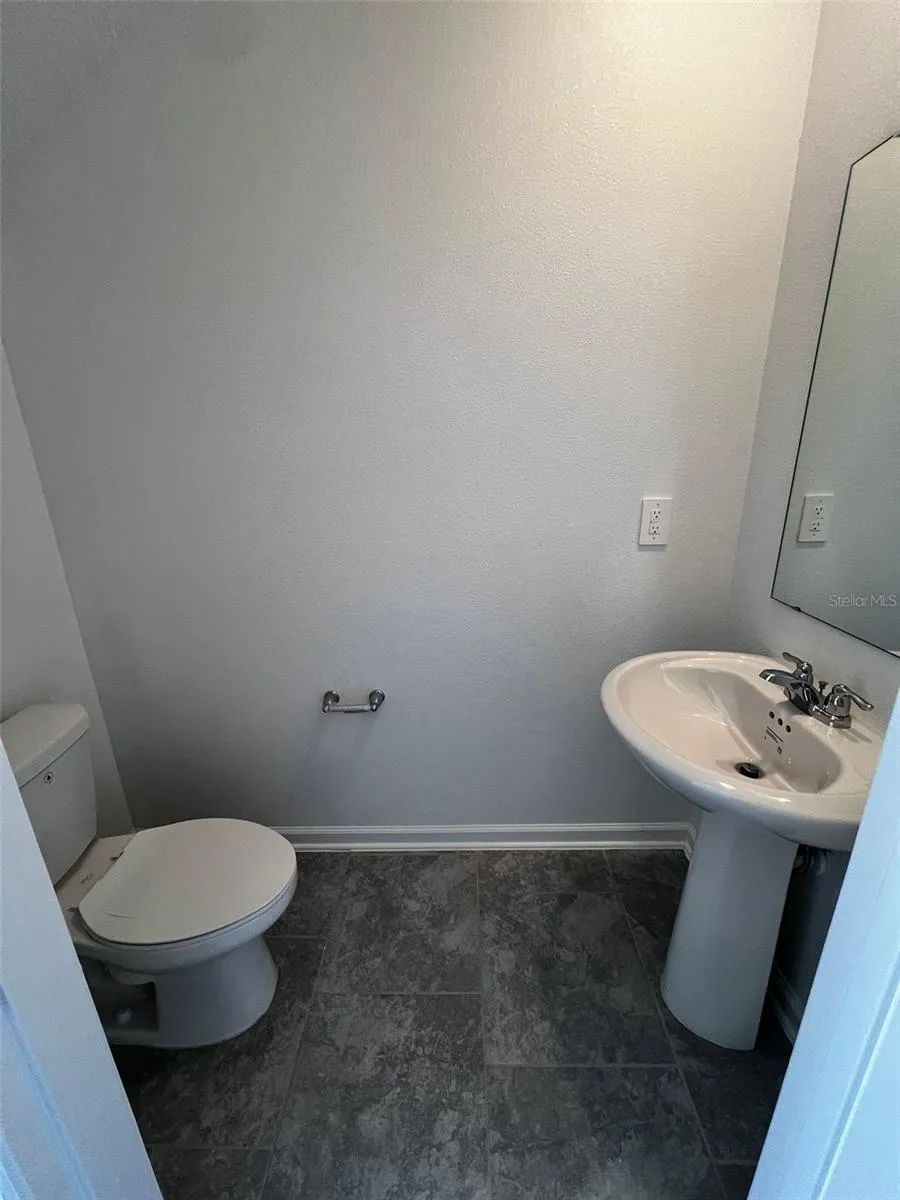 433 SANDBAR LANE Haines City, FL 33844