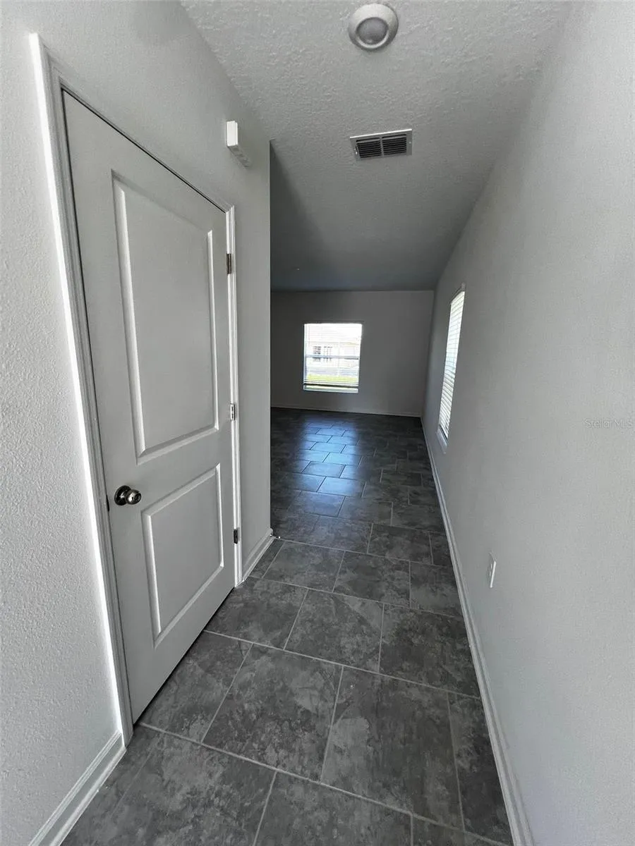 433 SANDBAR LANE Haines City, FL 33844