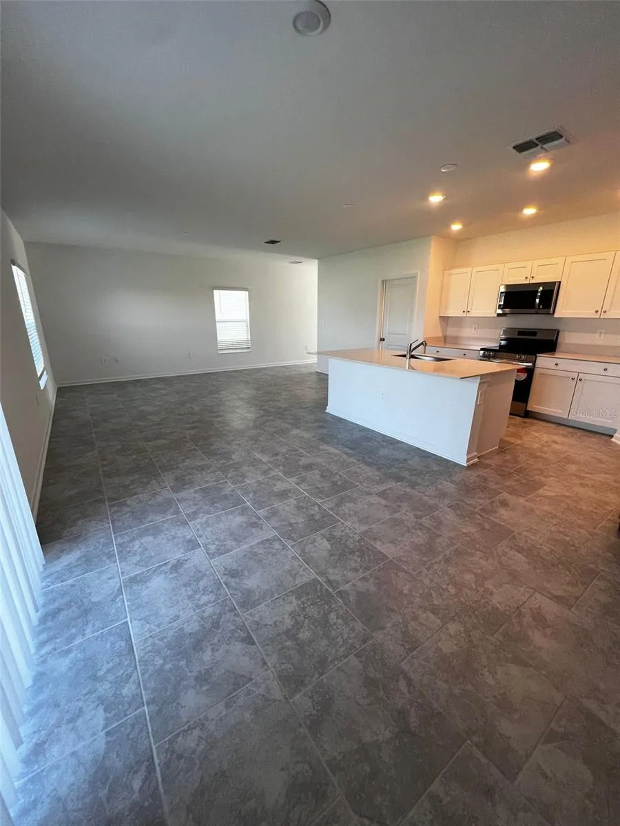 433 SANDBAR LANE Haines City, FL 33844