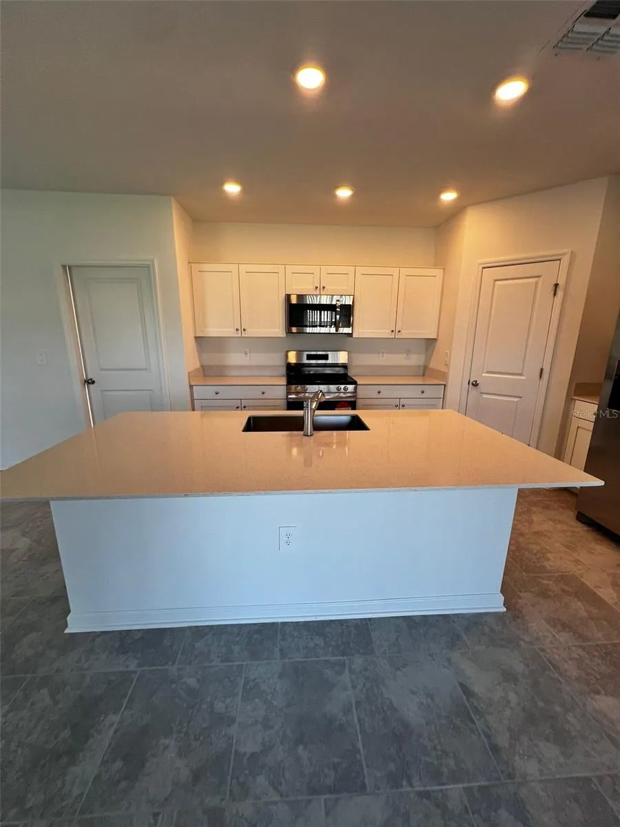 433 SANDBAR LANE Haines City, FL 33844