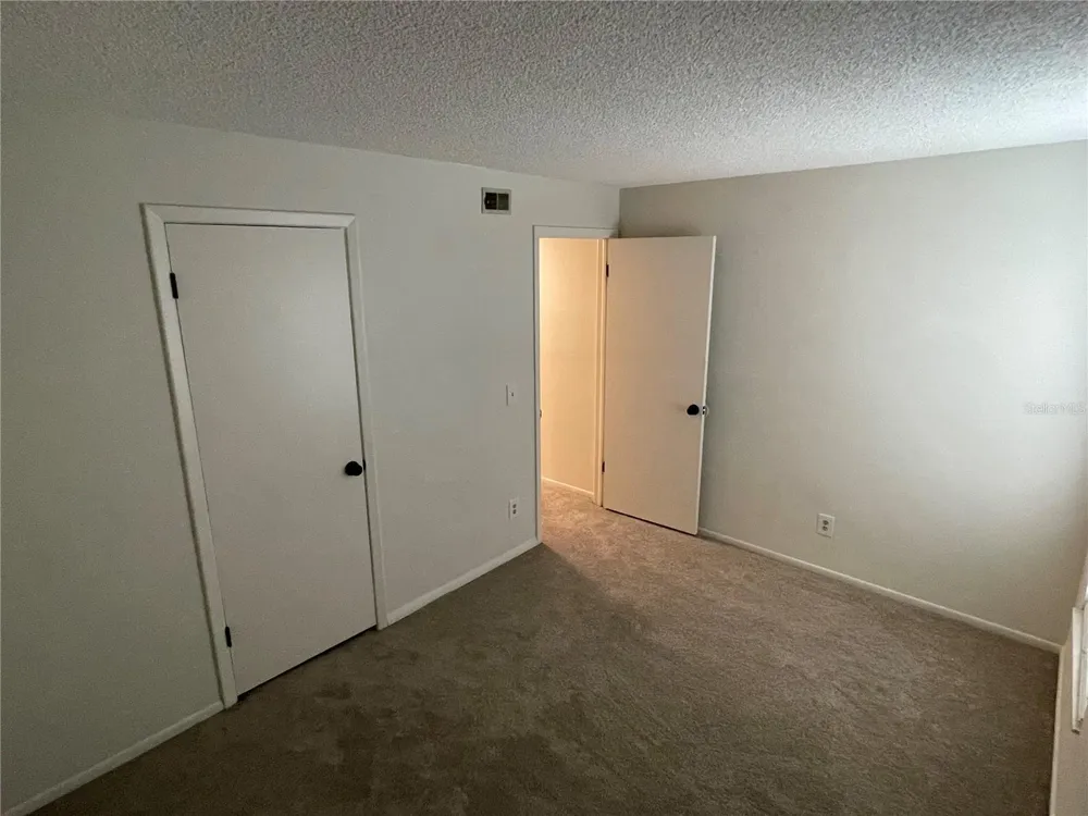14308 HANGING MOSS CIRCLE #101 Tampa, FL 33613