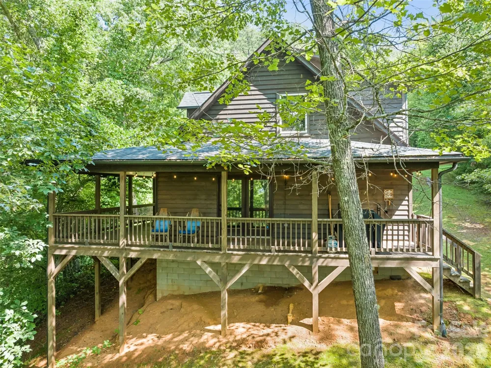 374 Rio Bravo Drive Sylva, NC 28779