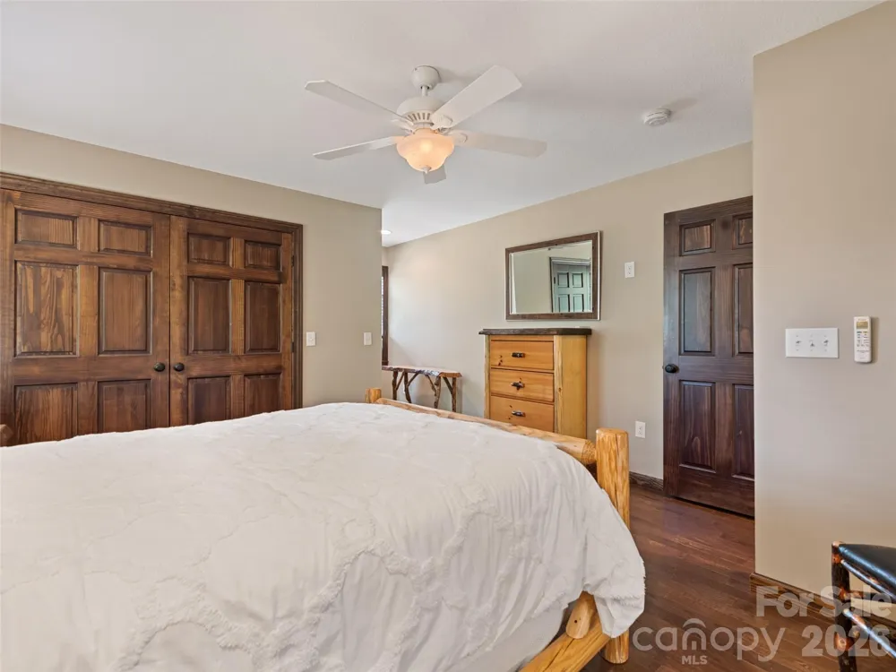 374 Rio Bravo Drive Sylva, NC 28779